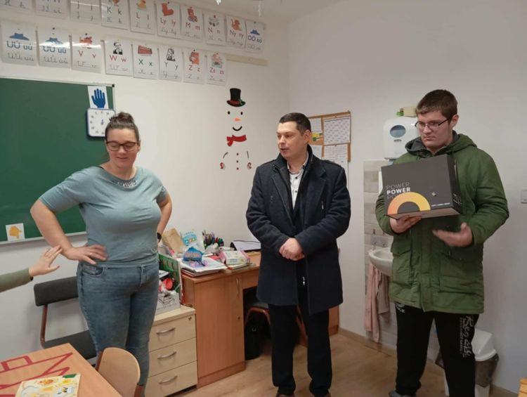 Jószolgálati tevékenység Református EGYMI Csoda-Tár Óvodában és  Csoda-Vár Iskolában