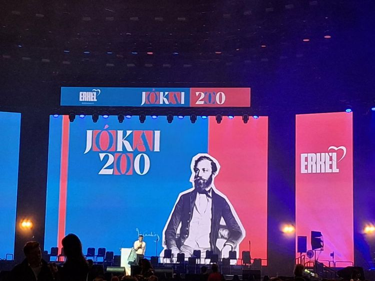 Jókai 200